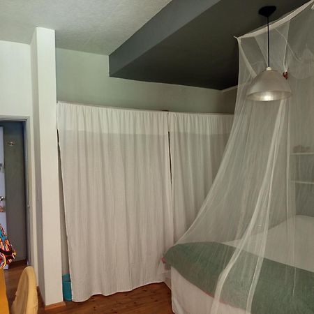 La Pedrasanta Hotel ลาเปเดรรา ภายนอก รูปภาพ