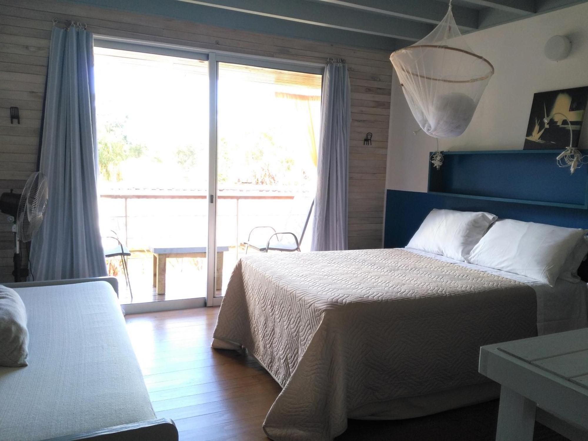 La Pedrasanta Hotel ลาเปเดรรา ภายนอก รูปภาพ